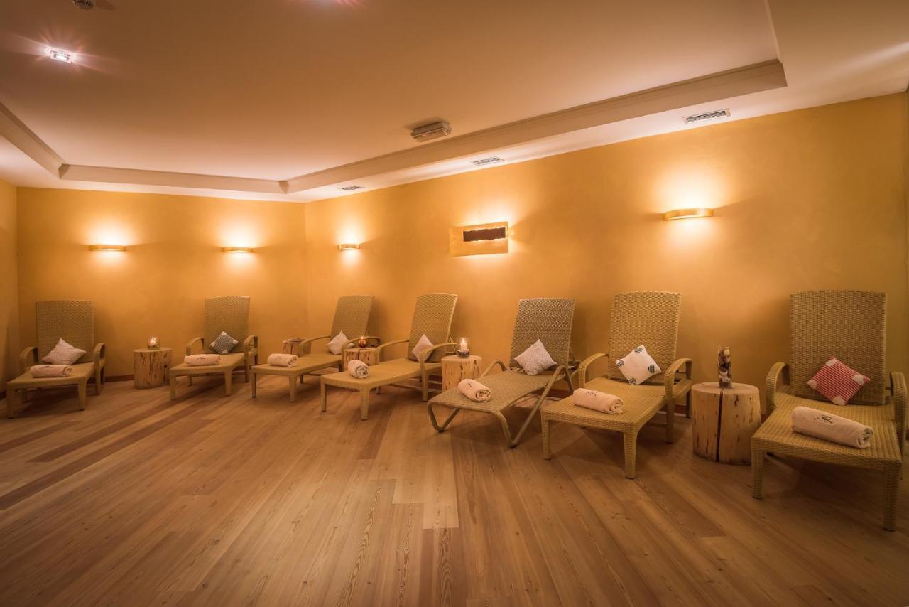 מדונה די קמפיליו Hotel St. Raphael מראה חיצוני תמונה